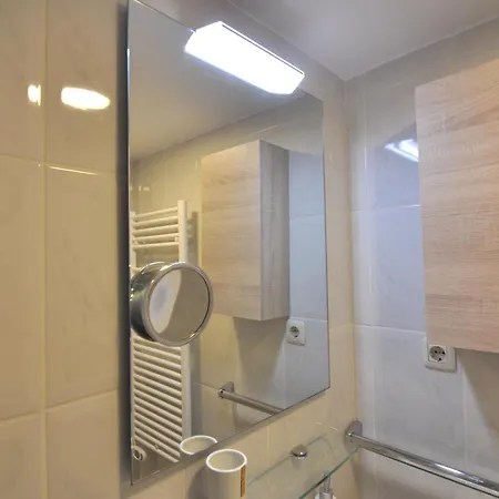Apartment Rnet - Rhc 1613 Center